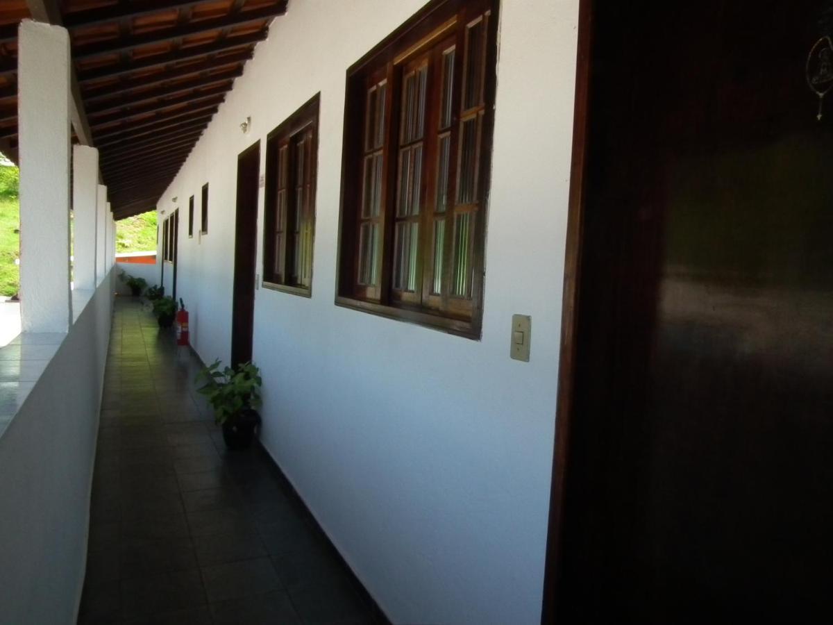 Recanto Casa De Pedrinha - Aptos Para Temporada E Finais De Semana كاراغواتاتوبا الغرفة الصورة